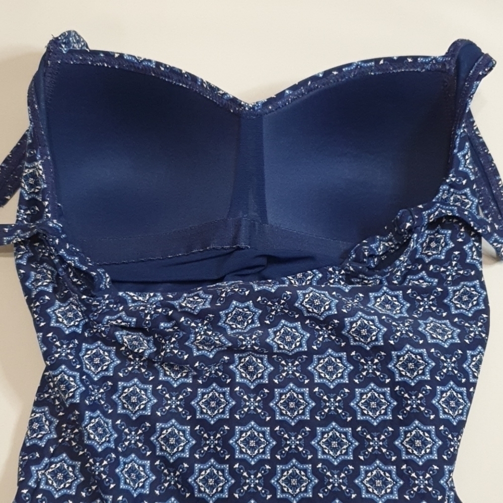 NIPTUCK SWIM Multi-Fit Cup One Piece Swimsuit - Picture 3 of 6